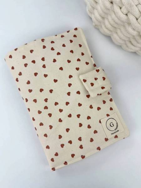 Θήκη βιβλιαρίου Red hearts