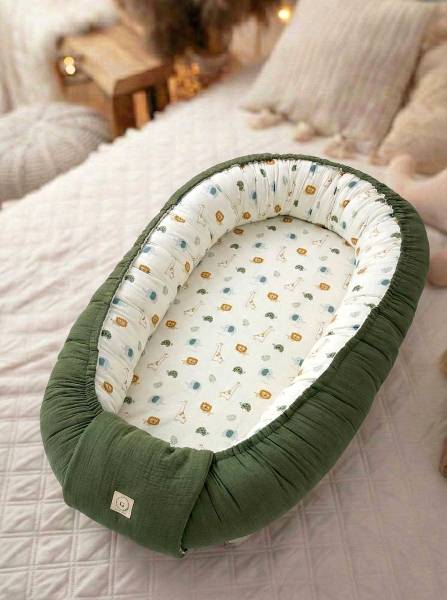 Βρεφική φωλιά Animals