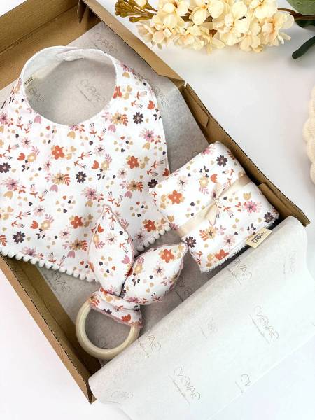 Gift box Romantic flowers