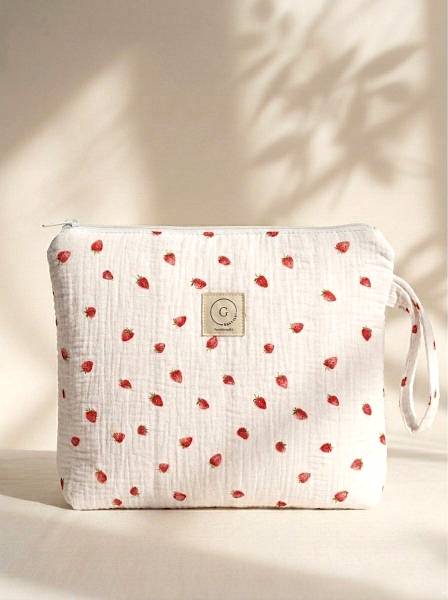 Νεσεσέρ White strawberries