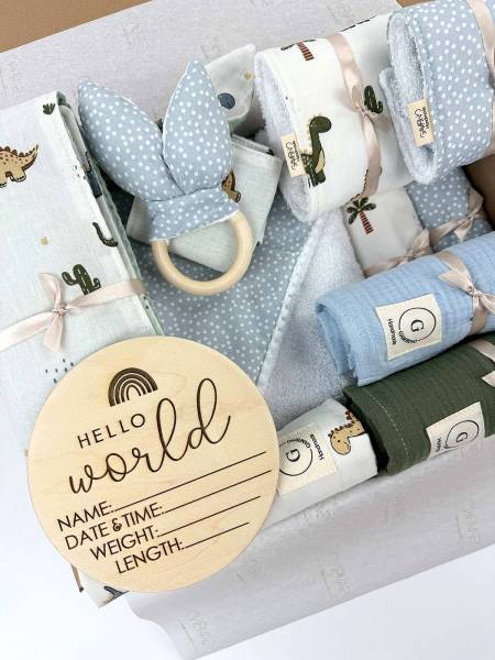 Newborn Dinos & Green dots