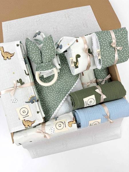 Newborn Dinos & Green dots