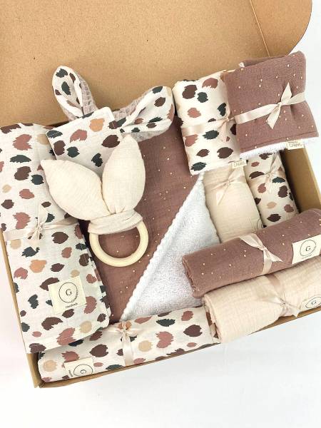 Newborn Safari & Mouslin