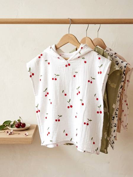 Poncho Cherries muslin